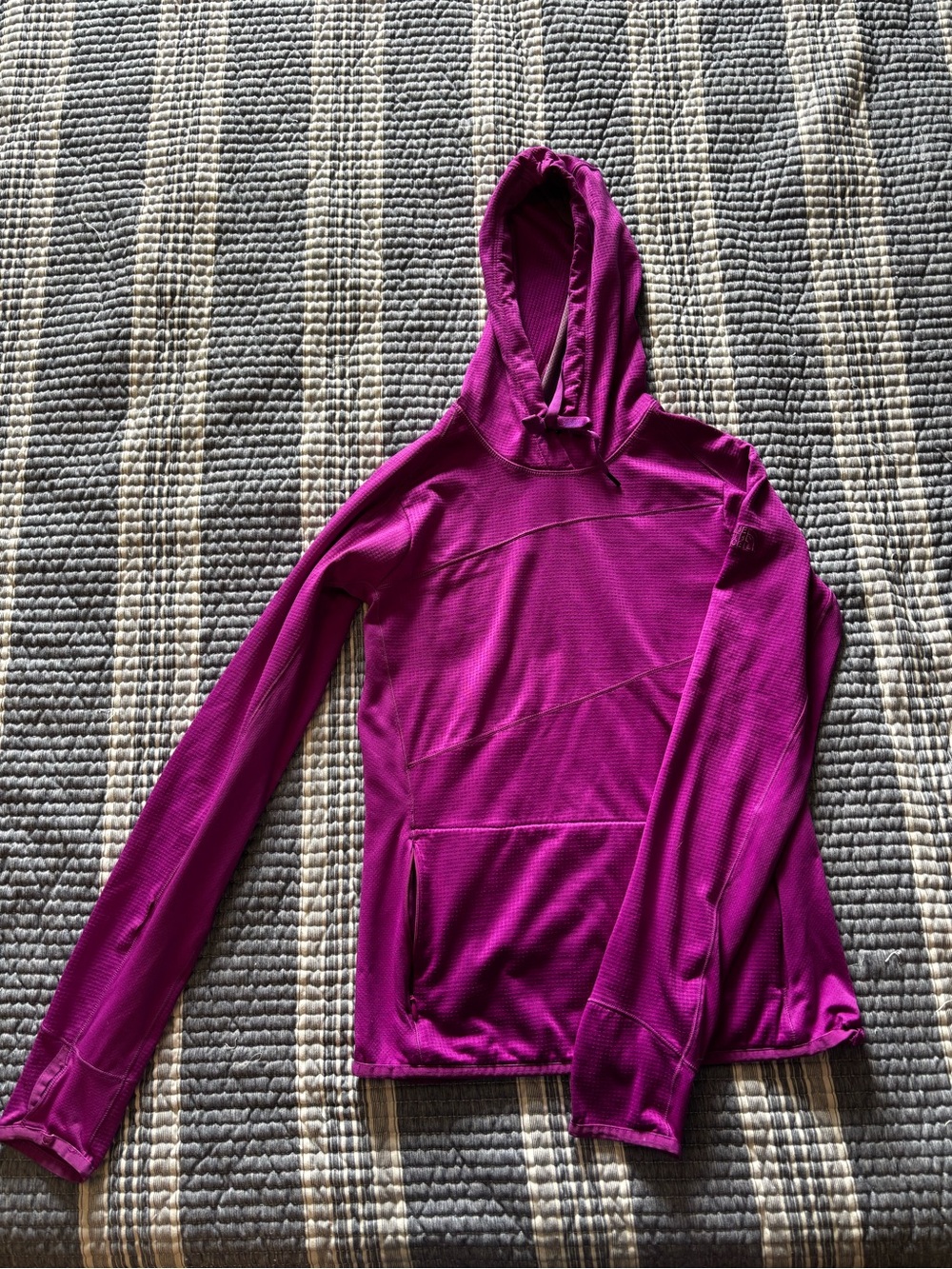 The North Face Bright Magenta Women's Lightweight Pullover